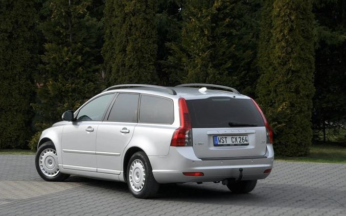 Volvo V50 cena 22900 przebieg: 232198, rok produkcji 2012 z Dęblin małe 704